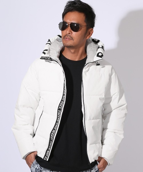 LUXSTYLE(ラグスタイル)の「フードロゴプリント中綿ブルゾン(ブルゾン・メンズ・ホワイト/ブラック・L/M/XL)」の7枚目の写真
