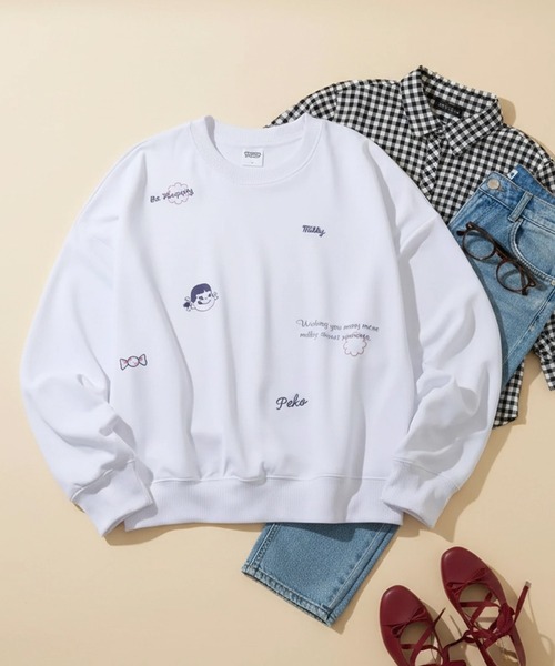 CORPUS　SELECT（コーパストーキョー）の「【PEKO/ペコちゃん】オーバーサイズ ポンチ クルーネック トレーナー スウェット（Tシャツ/カットソー・レディース・ラベンダー/ミント/オフホワイト/ライトピンク・M/L）」の2枚目の写真