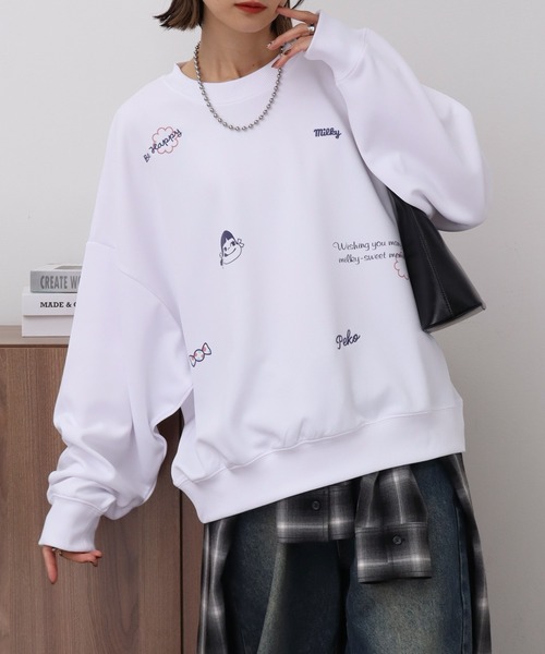 CORPUS　SELECT（コーパストーキョー）の「【PEKO/ペコちゃん】オーバーサイズ ポンチ クルーネック トレーナー スウェット（Tシャツ/カットソー・レディース・ラベンダー/ミント/オフホワイト/ライトピンク・M/L）」の11枚目の写真