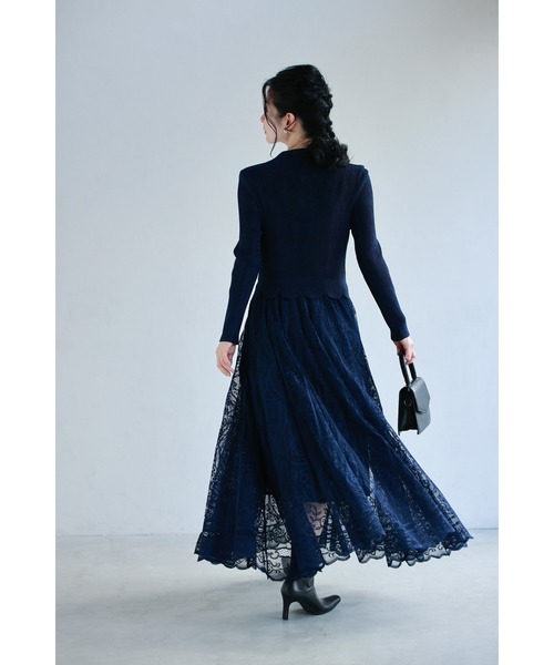 cawaii(カワイイ)の「デコルテに広がる花のたっぷりレースロングワンピース(ワンピース・レディース・ネイビー/ブラック・FREE)」の20枚目の写真