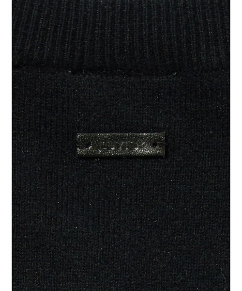 Levi's(リーバイス)の「Levi's/リーバイス スーパーソフト クルーネックカーディガン(カーディガン/ボレロ・レディース・ブラック・XS/M/S)」の6枚目の写真