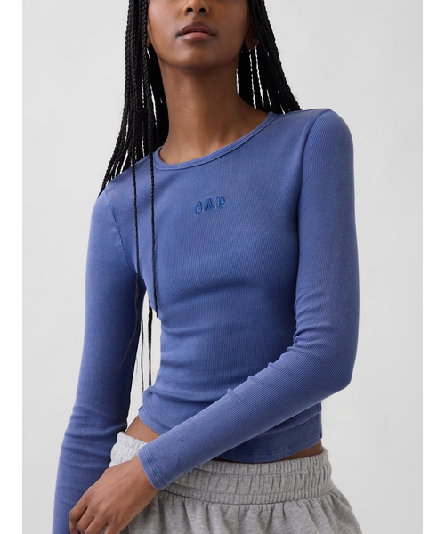 GAP（ギャップ）の「リブ クロップド GAPロゴTシャツ（Tシャツ/カットソー・レディース・ブルー/ブラック/ピンク/ホワイト・XXS/L/M/S/XS/XL）」の3枚目の写真