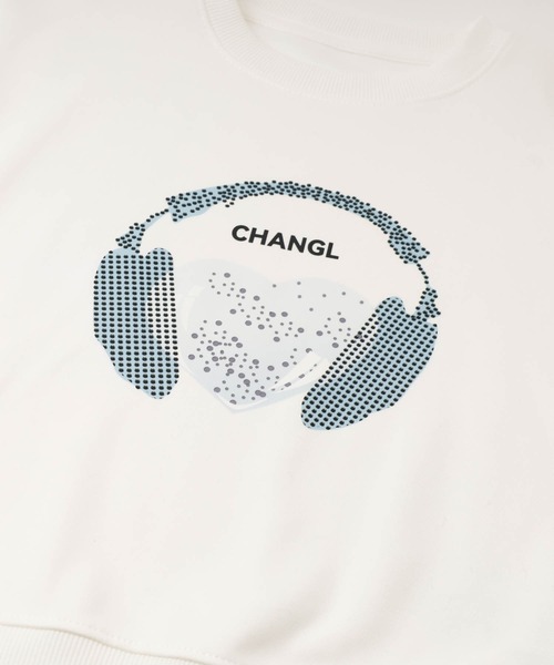 URBAN CHERRY（アーバンチェリー）の「ラインストーンデザインプリントトレーナー（その他トップス・キッズ・ホワイト・130cm/140cm/150cm/110cm/120cm）」の11枚目の写真