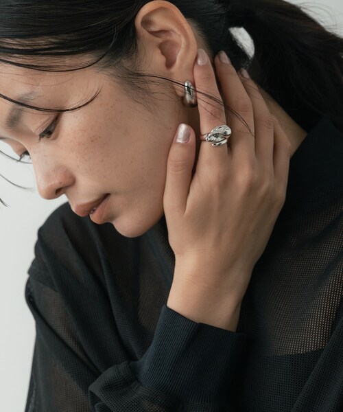 GALLEST(ギャレスト)の「【LAPUIS】Oyster ring(リング・レディース・ゴールド/シルバー・00)」の4枚目の写真