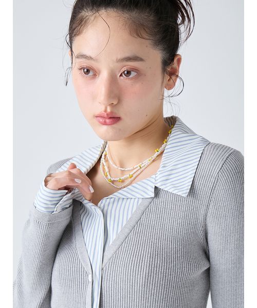 LILY BROWN(リリーブラウン)の「シャツドッキングニットトップス(ニット/セーター・レディース・ネイビー/レッド/グレー・F)」の9枚目の写真