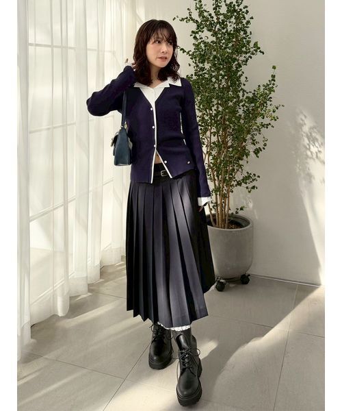 LILY BROWN(リリーブラウン)の「シャツドッキングニットトップス(ニット/セーター・レディース・ネイビー/レッド/グレー・F)」の20枚目の写真