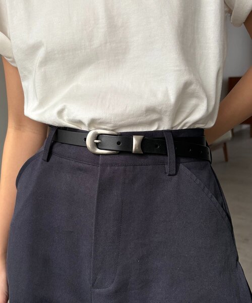 CAPRICIEUX LE'MAGE（カプリシューレマージュ）の「スリムチップベルト（ベルト・レディース・ブラック・FREE）」の5枚目の写真