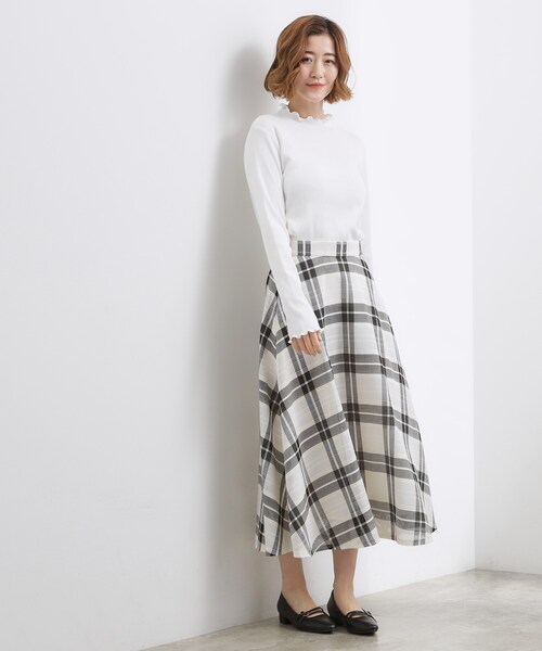 grove(グローブ)の「シルクライクリブタートルネック(Tシャツ/カットソー・レディース・オフホワイト/ブラック/ベージュ・05/04/02/01/03)」の9枚目の写真