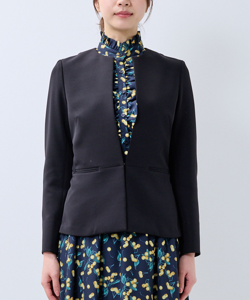 NARACAMICIE（ナラカミーチェ）の「【NARACAMICIE】【セットアップスーツ対応】ストレッチダブルクロスノーカラージャケット（ダウンジャケット/コート・レディース・ネイビー/ブラウン/ブラック・S/M/L）」の5枚目の写真