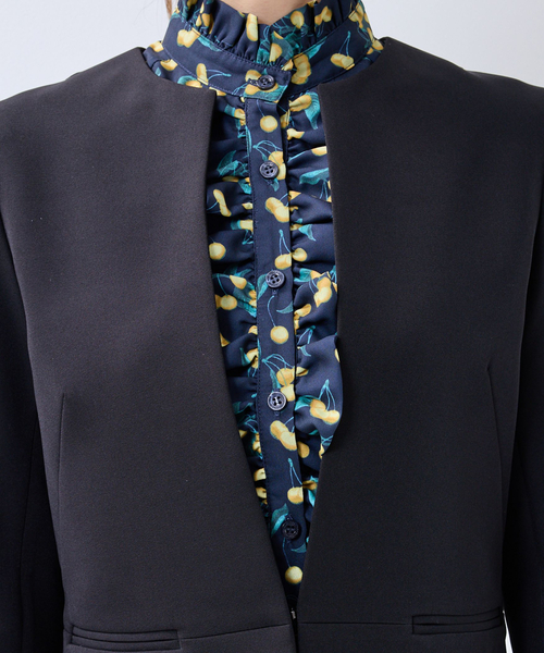 NARACAMICIE（ナラカミーチェ）の「【NARACAMICIE】【セットアップスーツ対応】ストレッチダブルクロスノーカラージャケット（ダウンジャケット/コート・レディース・ネイビー/ブラウン/ブラック・S/M/L）」の8枚目の写真