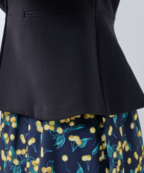 NARACAMICIE（ナラカミーチェ）の「【NARACAMICIE】【セットアップスーツ対応】ストレッチダブルクロスノーカラージャケット（ダウンジャケット/コート・レディース・ネイビー/ブラウン/ブラック・S/M/L）」の11枚目の写真