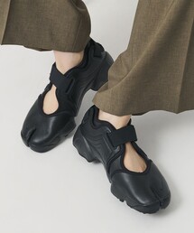 週末値下　入手困難【新品】NIKE ナイキ エアリフトブリーズ 24cm NIKE（ナイキ）の「【NIKE / ナイキ】 エアリフト ブリーズ（サンダル