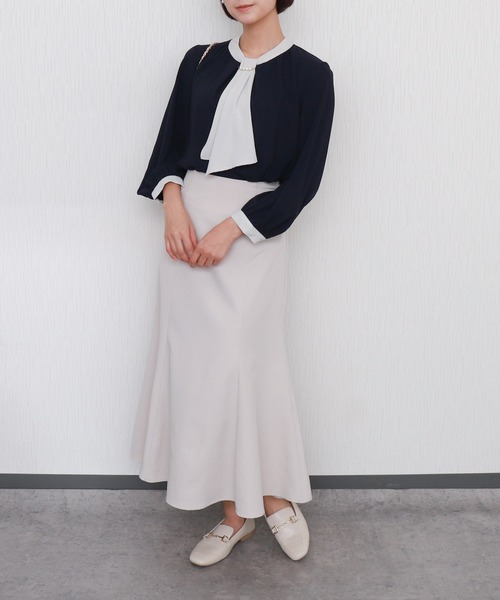 libelle more（リベル モア）の「【防汚加工／イージーケア／透けにくい】ラクケア アクセサリー付きボウタイブラウス（シャツ/ブラウス・レディース・ホワイト系その他/ネイビー/グレイッシュベージュ/オフホワイト・M/L）」の6枚目の写真