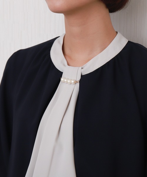 libelle more（リベル モア）の「【防汚加工／イージーケア／透けにくい】ラクケア アクセサリー付きボウタイブラウス（シャツ/ブラウス・レディース・ホワイト系その他/ネイビー/グレイッシュベージュ/オフホワイト・M/L）」の10枚目の写真