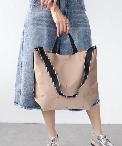 Three Four Time(スリーフォータイム)の「撥水加工星刺繍トート(トートバッグ・レディース・グリーン/ベージュ/ブラック・FREE)」の8枚目の写真