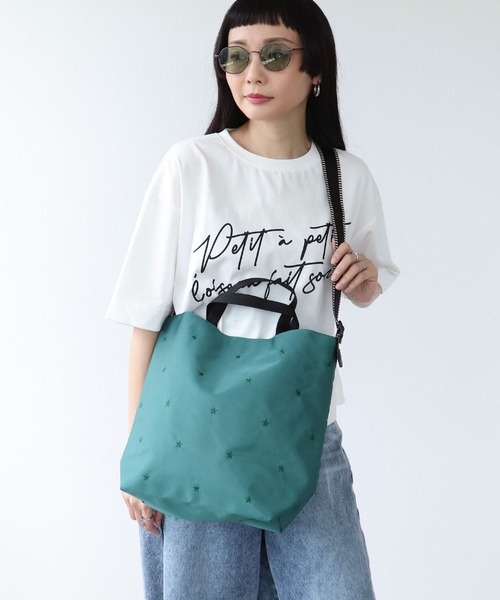 Three Four Time(スリーフォータイム)の「撥水加工星刺繍トート(トートバッグ・レディース・グリーン/ベージュ/ブラック・FREE)」の9枚目の写真