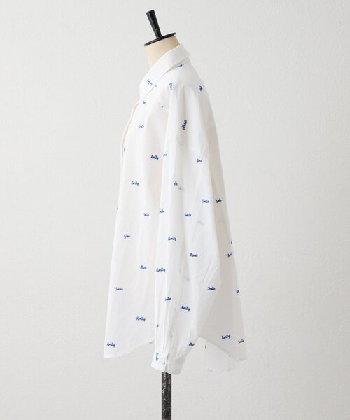 ear PAPILLONNER（イアパピヨネ）の「ロゴ刺繍シャツ【SUM1 STYLE】（シャツ/ブラウス・レディース・ホワイト・FREE）」の7枚目の写真