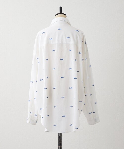 ear PAPILLONNER（イアパピヨネ）の「ロゴ刺繍シャツ【SUM1 STYLE】（シャツ/ブラウス・レディース・ホワイト・FREE）」の6枚目の写真