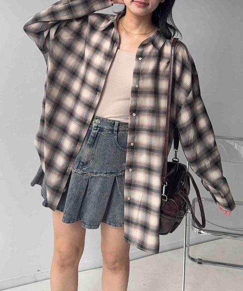 AS KNOW AS plus（アズノゥアズプラス）の「○マルチWAY ビッグシルエットシャツ【UNISEX ITEM】（シャツ/ブラウス・レディース・ブラック系/ピンク系/ブルー系/ブルー系1/グリーン系1/ベージュ系1/ブラック系1・FREE）」の3枚目の写真