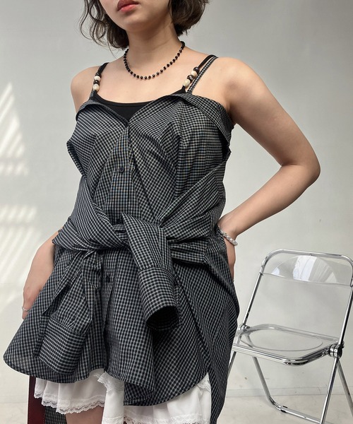 AS KNOW AS plus（アズノゥアズプラス）の「○アジャスター付き マルチWAY ビッグサイズシャツ(ビスチェ風アレンジ可能）【UNISEX ITEM】（シャツ/ブラウス・レディース・ブラック系/ピンク系/ブルー系・FREE）」の10枚目の写真