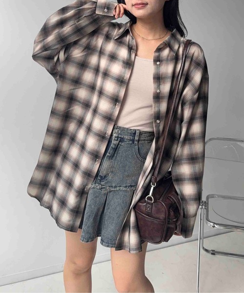 AS KNOW AS plus（アズノゥアズプラス）の「○マルチWAY ビッグシルエットシャツ【UNISEX ITEM】（シャツ/ブラウス・レディース・ブラック系/ピンク系/ブルー系/ブルー系1/グリーン系1/ベージュ系1/ブラック系1・FREE）」の8枚目の写真