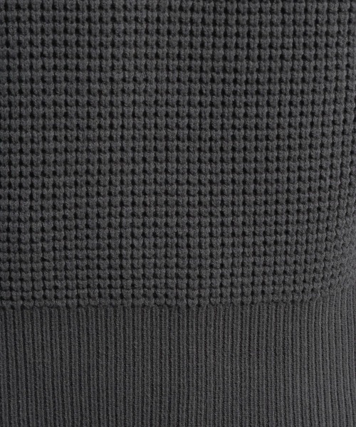 BAYFLOW(ベイフロー)の「TIDYニットプルオーバー(ニット/セーター・メンズ・チャコール/アイボリー/ピンク・LARGE/MEDIUM)」の8枚目の写真