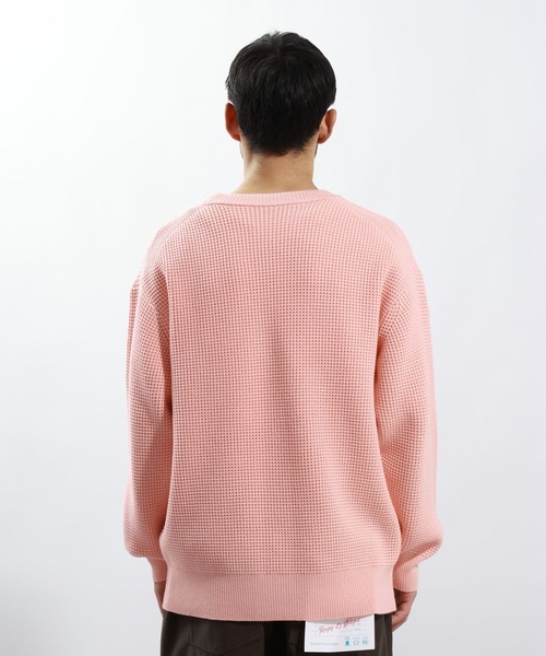 BAYFLOW(ベイフロー)の「TIDYニットプルオーバー(ニット/セーター・メンズ・チャコール/アイボリー/ピンク・LARGE/MEDIUM)」の17枚目の写真