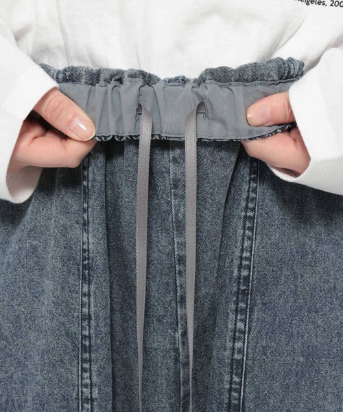 LEPSIM(レプシィム)の「イージーコクーンデニムパンツ 661665(デニムパンツ・レディース・ライトブルー/インディゴブルー・FREE/TALL)」の10枚目の写真