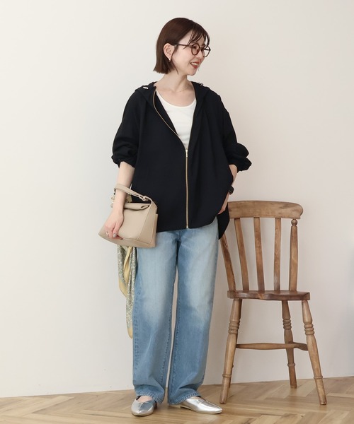 AMERICAN HOLIC（アメリカンホリック）の「【接触冷感】フーディーシアーブルゾン（ブルゾン・レディース・アイボリー/ダークネイビー・L/M）」の3枚目の写真