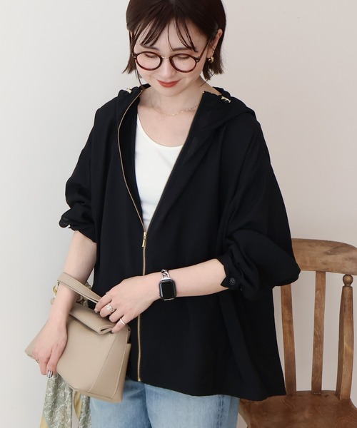 AMERICAN HOLIC（アメリカンホリック）の「【接触冷感】フーディーシアーブルゾン（ブルゾン・レディース・アイボリー/ダークネイビー・L/M）」の5枚目の写真