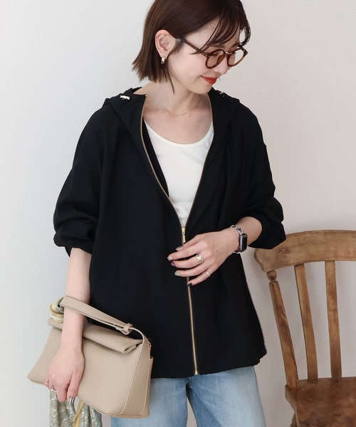 AMERICAN HOLIC（アメリカンホリック）の「【接触冷感】フーディーシアーブルゾン（ブルゾン・レディース・アイボリー/ダークネイビー・L/M）」の7枚目の写真