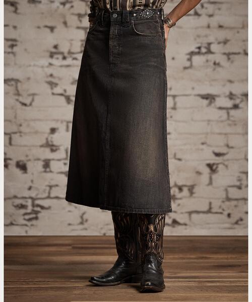 RRL(ダブル アール エル)の「スタデッド デニム スカート(デニムスカート・レディース・ブラック系1・28/27/26/25/24)」の2枚目の写真