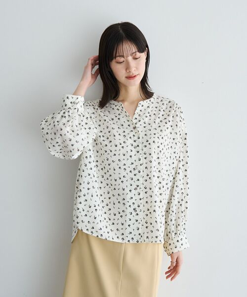 YECCA VECCA(イェッカヴェッカ)の「2wayボリューム袖花柄ブラウス(シャツ/ブラウス・レディース・ブラック/オフホワイト・FREE)」の12枚目の写真