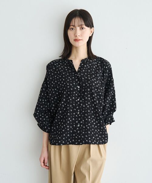 YECCA VECCA(イェッカヴェッカ)の「2wayボリューム袖花柄ブラウス(シャツ/ブラウス・レディース・ブラック/オフホワイト・FREE)」の14枚目の写真