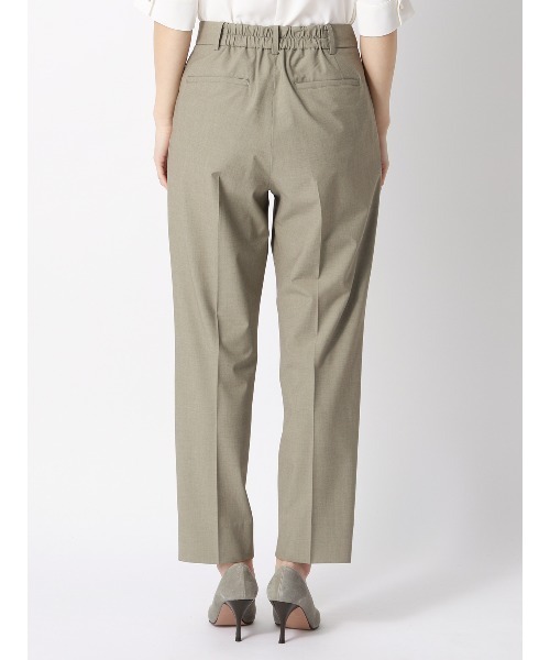 SUIT SQUARE(スーツスクエア)の「タックテーパードパンツ ウォッシャブル ストレッチ UVカット TRトロピカル 無地(スラックス・レディース・カーキ/ネイビー・40(11号)/38(9号)/36(7号))」の15枚目の写真