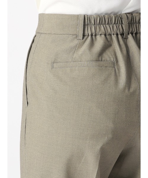 SUIT SQUARE(スーツスクエア)の「タックテーパードパンツ ウォッシャブル ストレッチ UVカット TRトロピカル 無地(スラックス・レディース・カーキ/ネイビー・40(11号)/38(9号)/36(7号))」の17枚目の写真