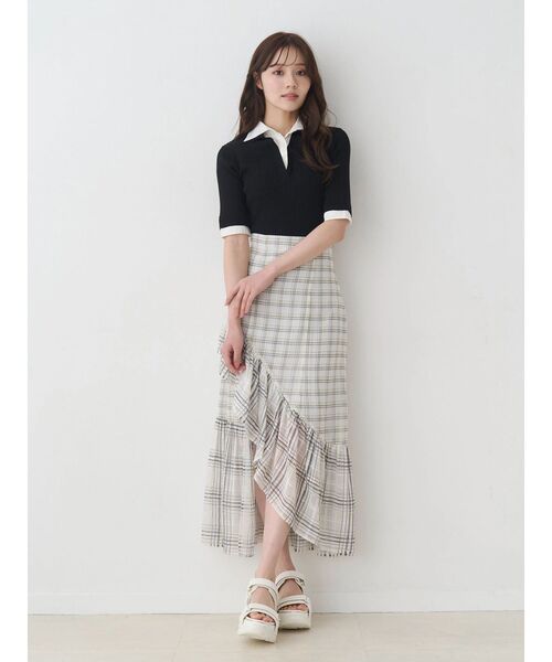 MERCURYDUO(マーキュリーデュオ)の「シアーチェックイレヘムティアードスカート(スカート・レディース・ライトグレー/グレー・MEDIUM/SMALL)」の6枚目の写真