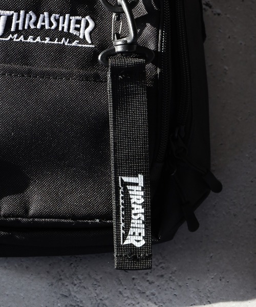 THRASHER(スラッシャー)の「THRASHER VERTICAL MINI SHOULDER ミニショルダーバッグ(ショルダーバッグ・メンズ・ブラック×ホワイト/ブラック系・FREE)」の11枚目の写真