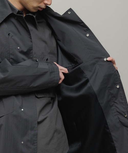 bal（バル）の「WATER RESISTANT WOOL BALMACAAN COAT（ステンカラーコート・メンズ・ブラック/チャコール・3/2/1）」の14枚目の写真
