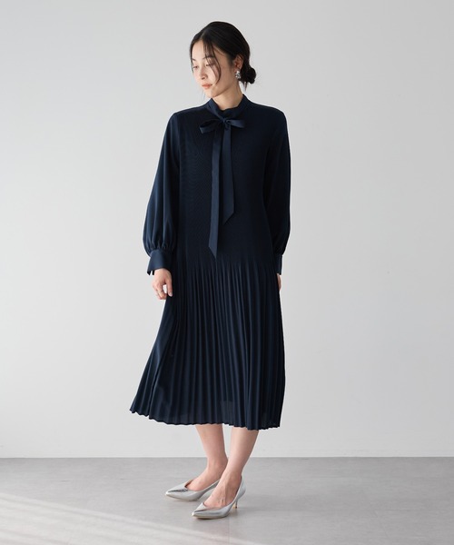 YECCA VECCA（イェッカヴェッカ）の「マルチwayプリーツワンピース（ワンピース・レディース・ネイビー・M）」の19枚目の写真