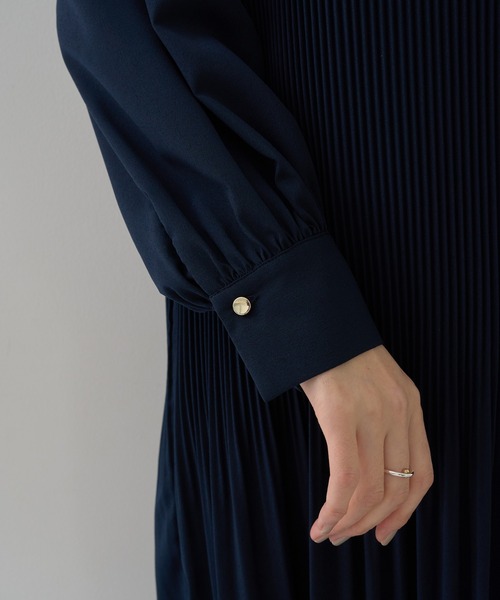 YECCA VECCA（イェッカヴェッカ）の「マルチwayプリーツワンピース（ワンピース・レディース・ネイビー・M）」の17枚目の写真