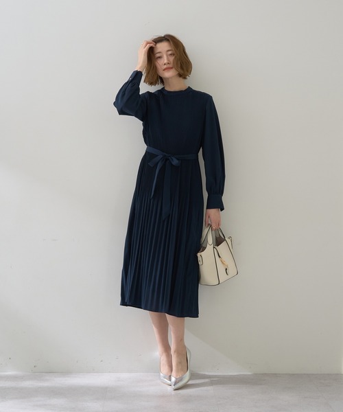 YECCA VECCA（イェッカヴェッカ）の「マルチwayプリーツワンピース（ワンピース・レディース・ネイビー・M）」の9枚目の写真