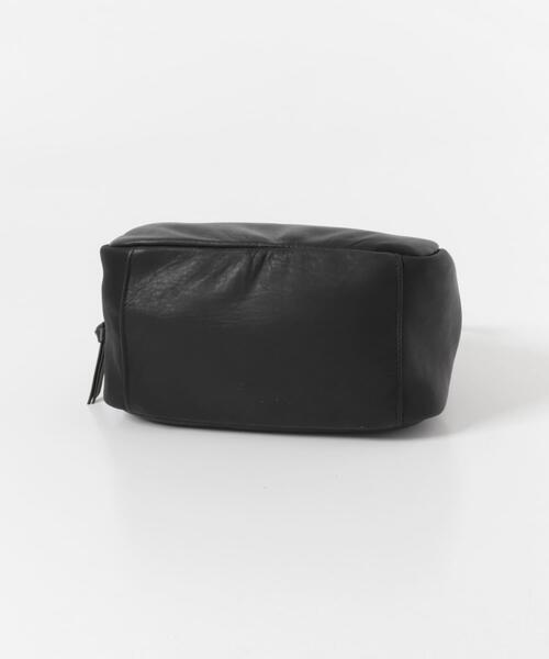 URBAN RESEARCH DOORS（アーバンリサーチドアーズ）の「Folna　ソフトレザーボストンバッグ（ボストンバッグ・レディース・ブラック・ONE）」の4枚目の写真