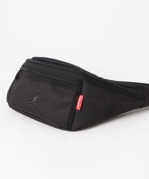 KANGOL(カンゴール)の「"06"≪KANGOL≫1ポケット ブランドロゴマーク ウエストバッグ(ボディバッグ/ウエストポーチ・メンズ・ブラック×ホワイト/ブラック×グレー・ONE SIZE)」の4枚目の写真