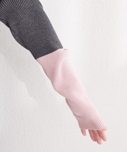 natural couture(ナチュラルクチュール)の「バイカラーリブニットカーデ(カーディガン/ボレロ・レディース・サックスブルー/ライトベージュ/ピンク/チャコールグレー・FREE)」の14枚目の写真