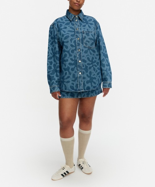 marimekko(マリメッコ)の「【Maridenim】 Vaihe Kukka / Shirt(シャツ/ブラウス・レディース・ネイビー・32/34/36/38/40)」の5枚目の写真