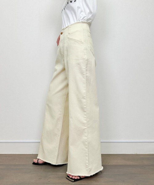 Lo-Fi（ローファイ）の「【WEB限定】9.5oz ハイウエストストレッチデニム（デニムパンツ・レディース・アイボリー/ライトブルー/ネイビー・M）」の5枚目の写真