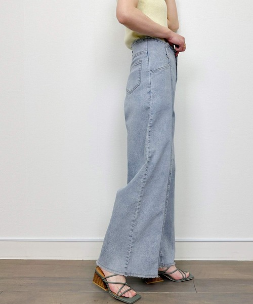 Lo-Fi（ローファイ）の「【WEB限定】9.5oz ハイウエストストレッチデニム（デニムパンツ・レディース・アイボリー/ライトブルー/ネイビー・M）」の14枚目の写真