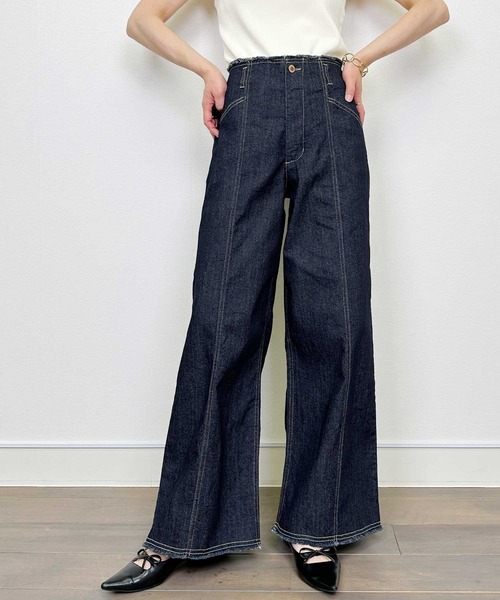 Lo-Fi（ローファイ）の「【WEB限定】9.5oz ハイウエストストレッチデニム（デニムパンツ・レディース・アイボリー/ライトブルー/ネイビー・M）」の18枚目の写真