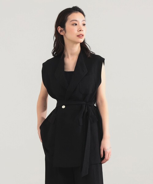 Demi-Luxe BEAMS（デミルクス ビームス）の「AK+1 / リネン ベルテッド ジレ（ベスト・レディース・ブラック/ベージュ・36/38）」の15枚目の写真